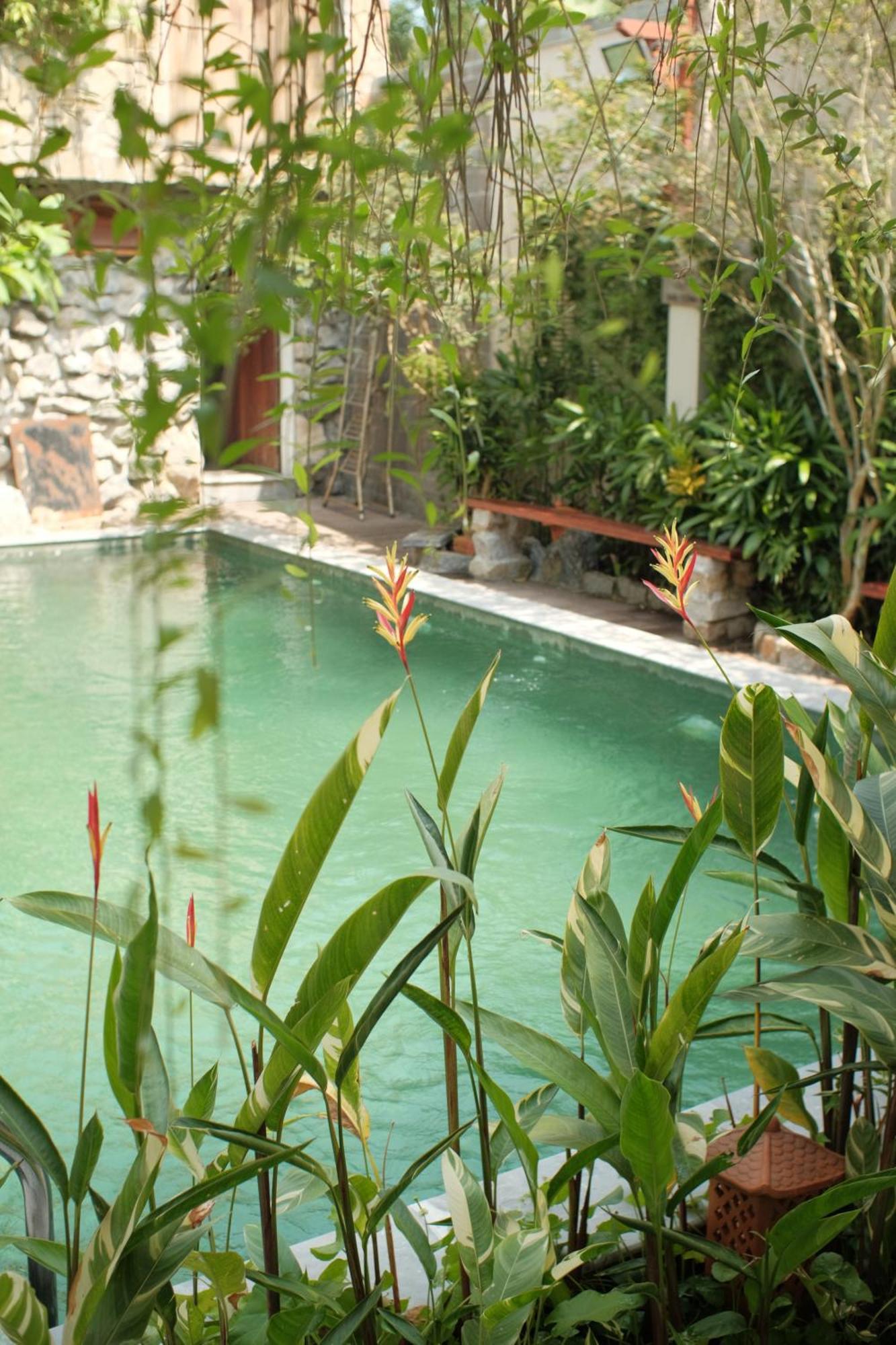 Iris Hill Villa Hue Bagian luar foto